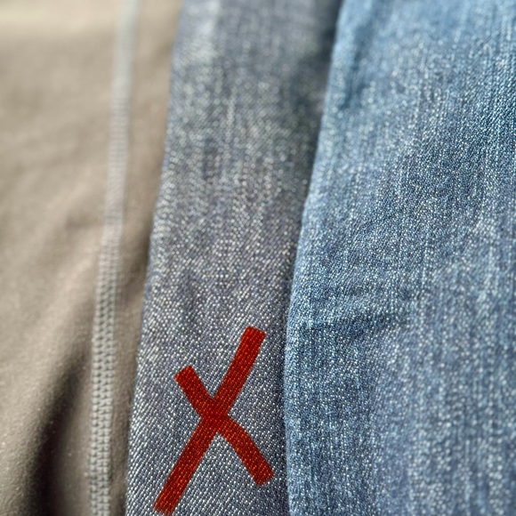 True Religion Jeans size 29- NWT - Picture 8 of 10